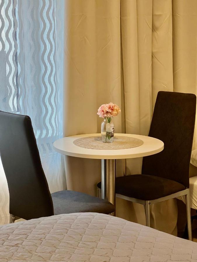 Maria Apartment Liben Prague Extérieur photo